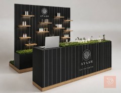 موظف ترويج عطور — بغداد