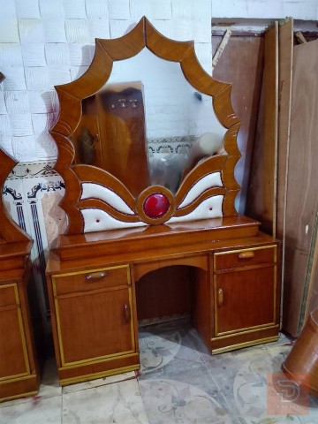 غرفة نوم 6 باب صاج تسكام درجة ثانية مستعمل للبيع في بابل