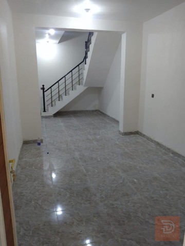 مشتمل بناء حديث 100 متر للبيع في صلاح الدين