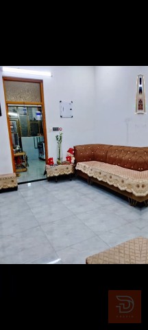 بيت بناء حديث طابقين مساحة 100 متر للبيع في بغداد