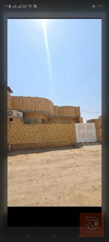 دار سكن 200م في منطقة الفداء مستعمل للبيع في ذي قار