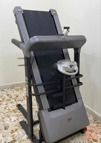 جهاز جري كهربائي EVEER متعدد الوظائف مستعمل للبيع في بغداد