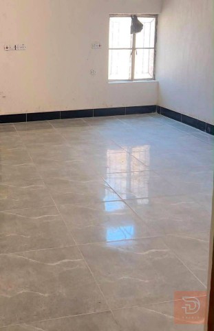 بيت طابقين مساحته 120م في الهوره للمقايضة في واسط