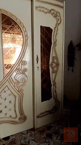 غرفة نوم للبيع في واسط