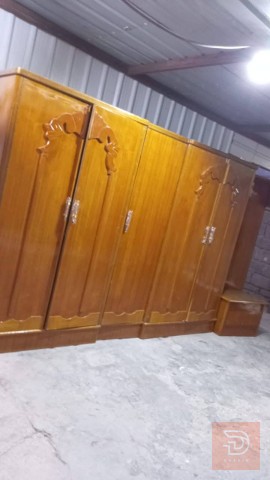 غرف نوم تسكام للبيع في واسط