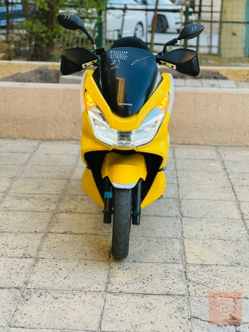 دراجة pcx جيل ثاني ياباني جديد للبيع في بغداد