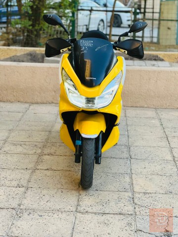 دراجة pcx جيل ثاني ياباني جديد للبيع في بغداد