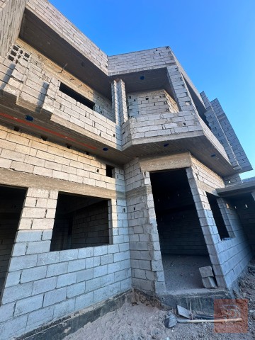 بيت هيكل طابقين في البصرة 200 متر للبيع