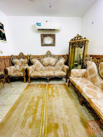 تخم ملكي 10 مقاعد مستعمل للبيع في بغداد