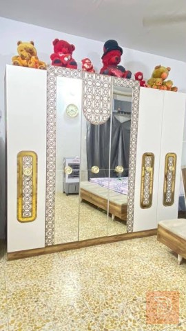 غرفة خشب تركي نظيفة مستعمل للبيع في كربلاء المقدسة