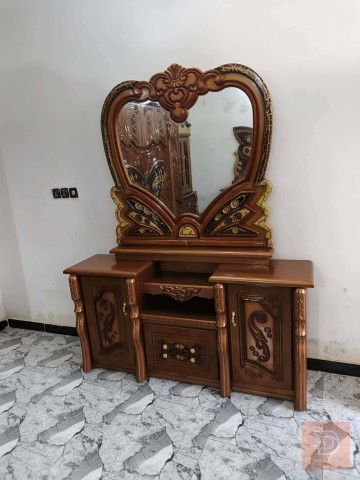 غرفة نوم خشب نجارة تزكام جديدة للبيع في ذي قار