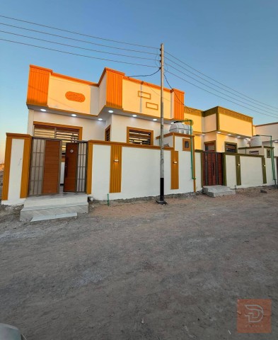 دور سكن 3 بيوت - بناء حديث للبيع في البصرة