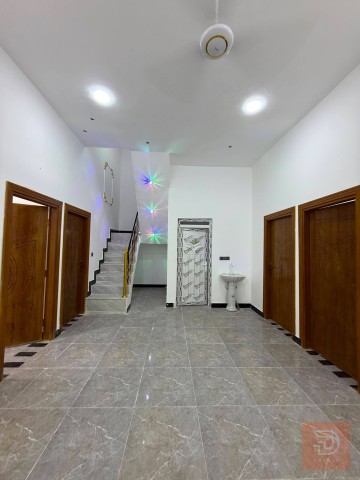 دور سكن 3 بيوت - بناء حديث للبيع في البصرة