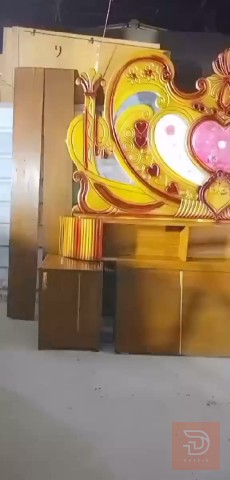 طقم أثاث غرفة نوم متكامل للبيع في بغداد