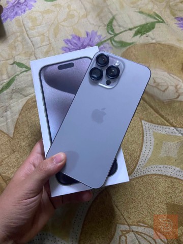 ايفون 15 Pro Max ذاكرة 256GB تيتانيوم للبيع في بغداد