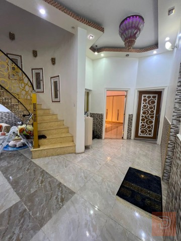 بيت طابقين مرمر البصرة للبيع