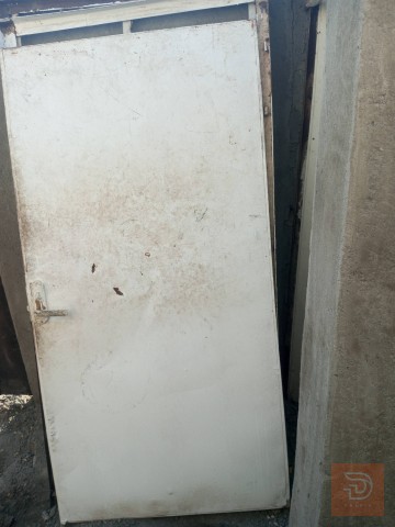 بيبان حديد مستعمل للبيع في كربلاء المقدسة