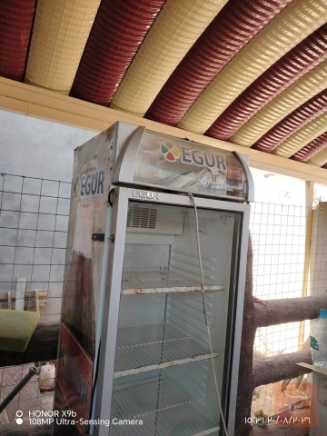 براد نضيف مستعمل للبيع في بغداد