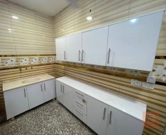 كاونتر خشب MDF مترين مع ملحق وسنك مرمر للبيع في كربلاء المقدسة