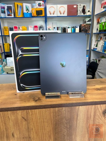 IPAD 13 PRO M5 مستعمل للبيع في واسط