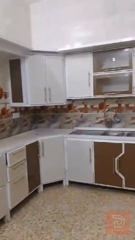 كاونتر مطبخ نظيف مستعمل للبيع في كربلاء المقدسة