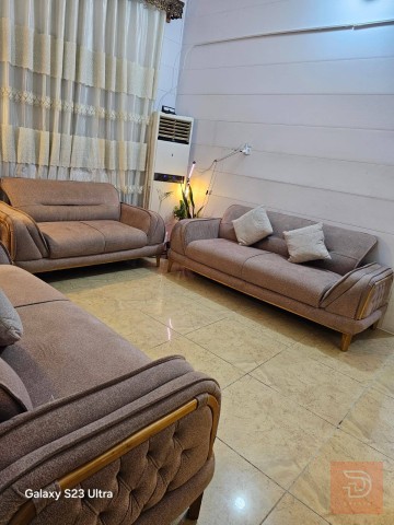تخم نجاره 8 مقاعد مستعمل للبيع في واسط