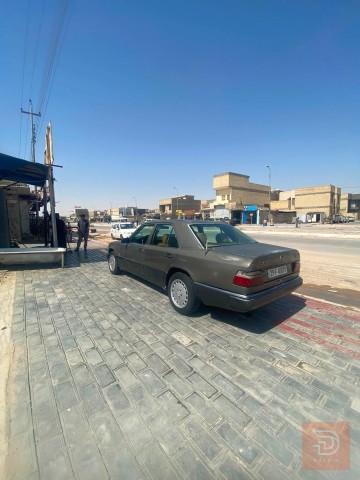 مرسيدس دب 300 مكينة وكير بطة مستعمل للبيع في كربلاء المقدسة