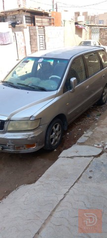 ميتسوبيشي 2008 سبعة راكب للمقايضة في بغداد
