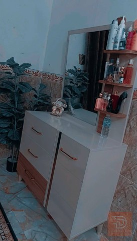 غرفة شبابية للبيع في واسط