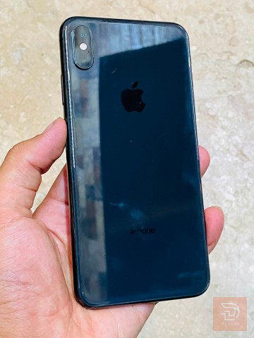ايفون xs max ذاكرة 64 مستعمل للبيع في بغداد