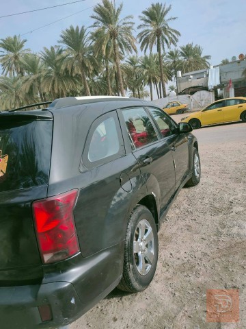 سوزوكي XL7 ياباني 7 راكب اسود للبيع في بغداد