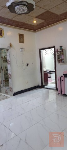 بيت بناء حديث بمساحة 600م² للبيع في البصرة