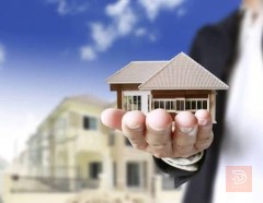 قطعة اراضي ٣٠٠ متر إلى ٥٠ متر للبيع في بغداد