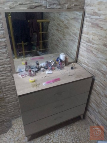 كنتور وميز نظيفات مستعمل للبيع في بغداد