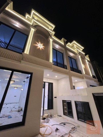 منزل طابقين في حي 8 حساروك للبيع في أربيل