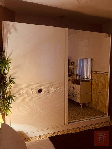 غرفة تركي خشب ثكيل مستعمل للبيع في بغداد