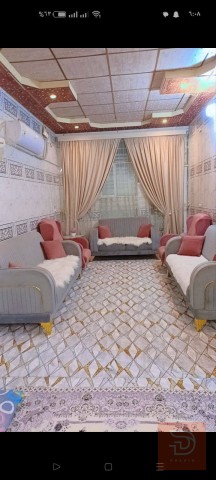 تخم 10 مقاعد نظافة ممتازة مستعمل للبيع في النجف الأشرف