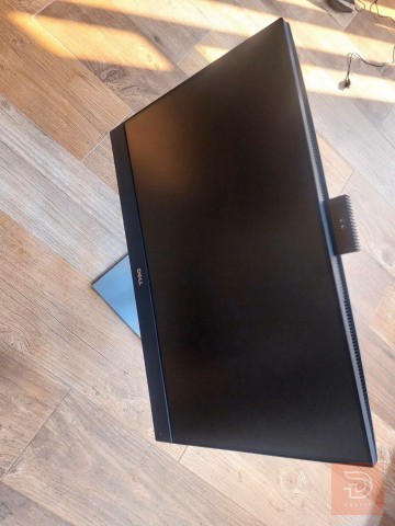 جهاز Dell OptiPlex 7490 All-in-One مستعمل للبيع في بغداد