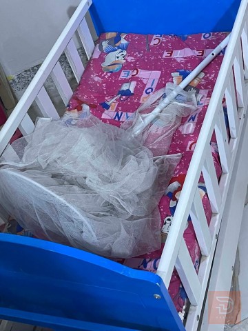 سرير طفل هزاز نضيف مستعمل للبيع في كربلاء المقدسة