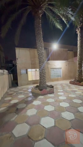 بيت طابقين في دور الضباط 600 م للايجار في بغداد