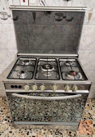 طباخ مصري شغال مستعمل للبيع في النجف الأشرف