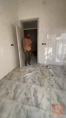 مشتمل طابق ونص في حي الشهداء 125 متر للبيع في الأنبار
