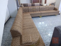 مقعد بلاويد اسود