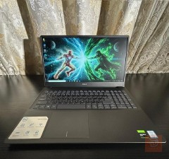 لابتوب Dell Inspiron 7590 للألعاب والتصاميم رمادي غامق للبيع في بغداد