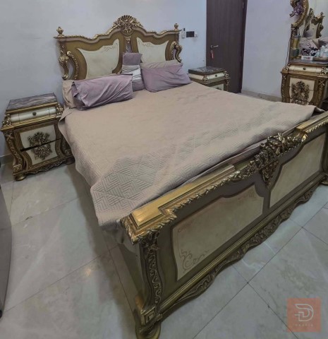 غرفة نوم مصرية خشب صاج كلاسيكية للبيع في بغداد