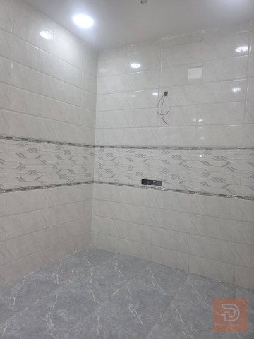 دار سكن طابقين مساحة 100 متر للبيع في البصرة