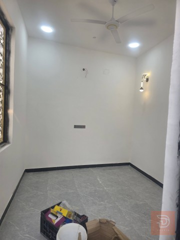 دار سكن طابقين مساحة 100 متر للبيع في البصرة