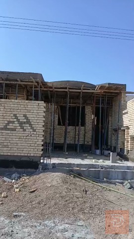 بيت هيكل 200 متر للبيع في الأنبار