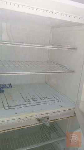 ثلاجة عطلانة (البراد يعمل) مستعمل للبيع في بغداد