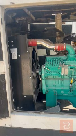 مولدة كمنز 250 KVA كใหม่/جديدة للبيع في بغداد